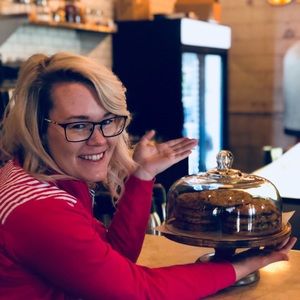 Meet your Posher, Ashley